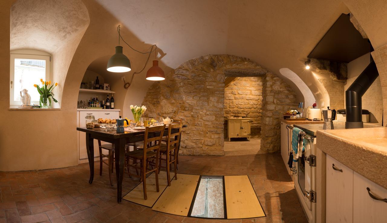 Porta Della Torre Bed & Breakfast SantʼAmbrogio di Valpolicella Exterior foto